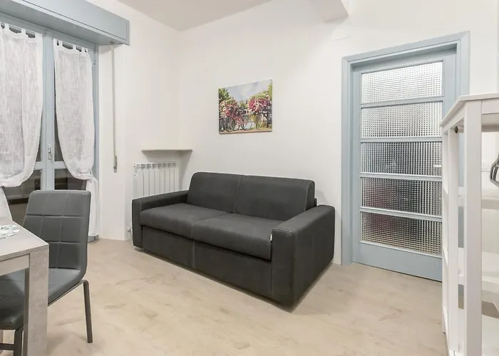 Alessia's Flat- Fantoni